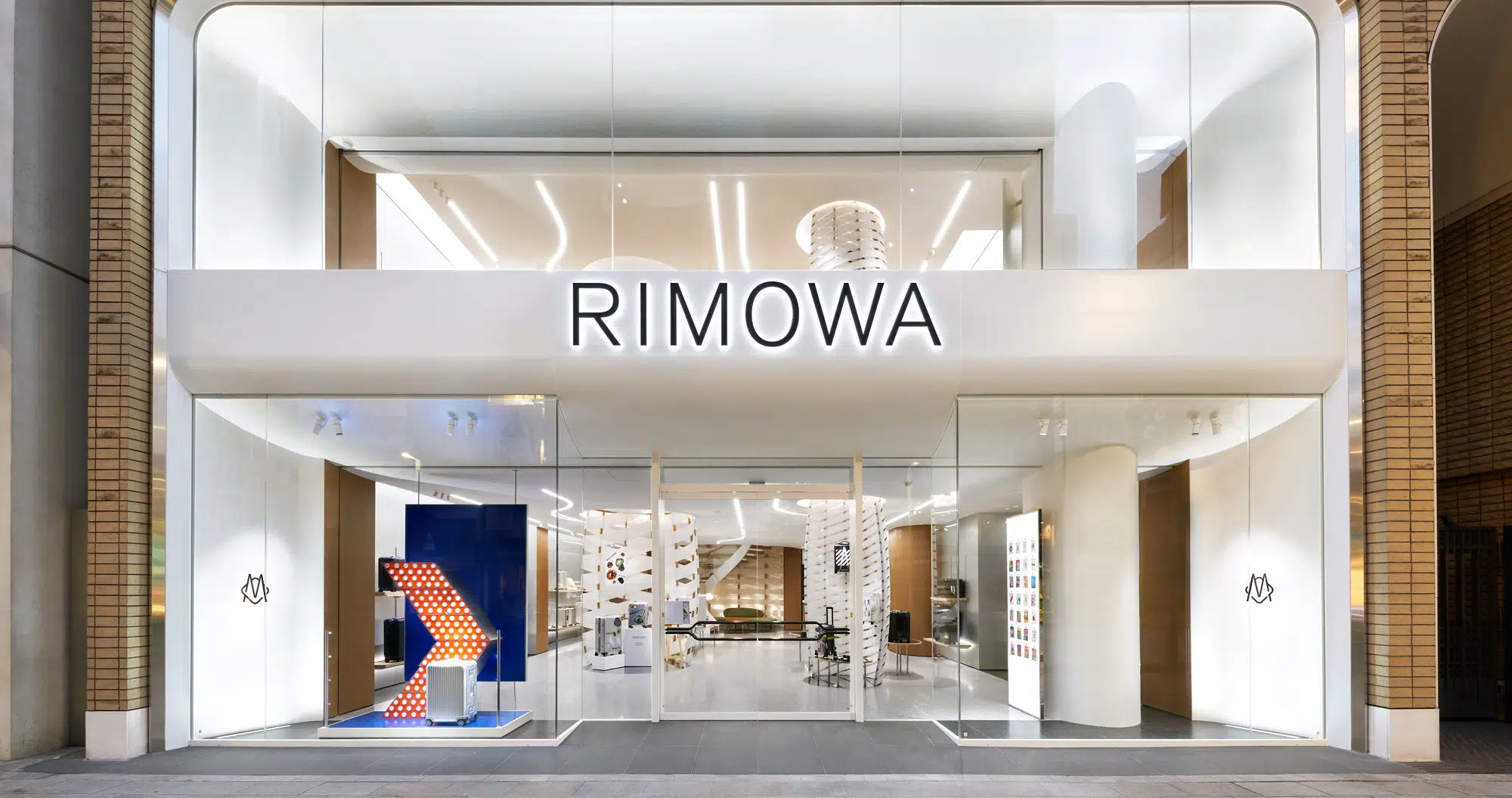 Banner 1 - RIMOWA Store United States