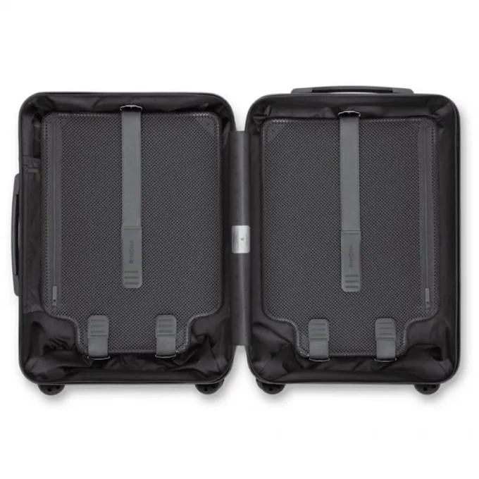 Essential Sleeve Cabin S Carry-On Suitcase