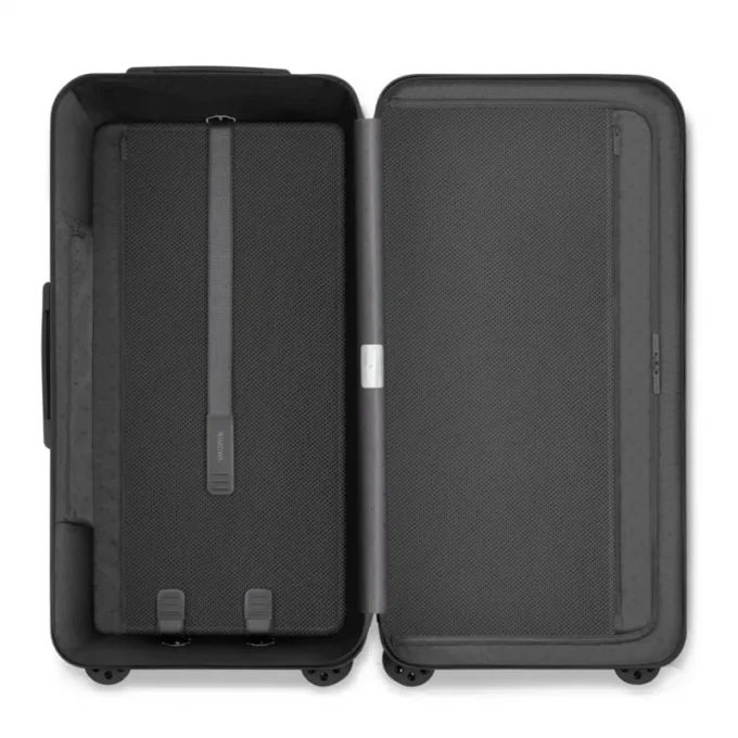 Essential Trunk Plus Large Suitcase