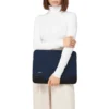 Flache Pouch in Leder & Canvas Bucket Bag