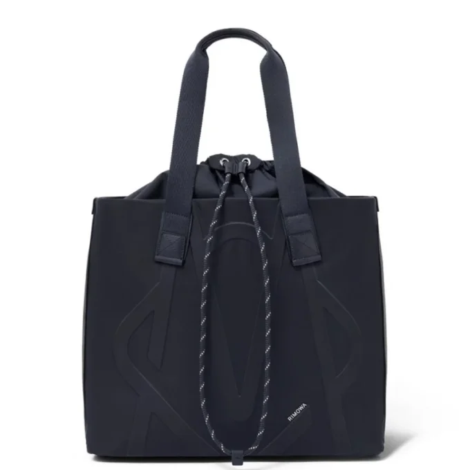Signature Sliding in ECONYL® Nylon TrageBags